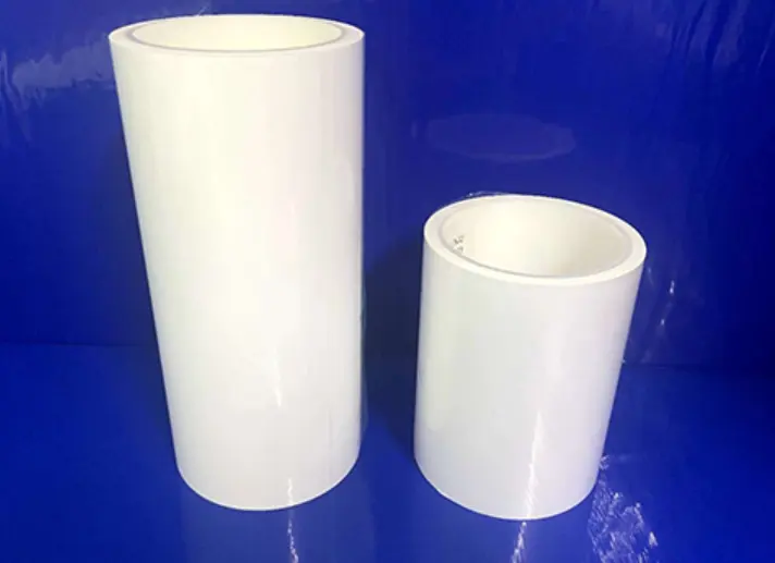 Anti-static sticky roller for biomedical equipment